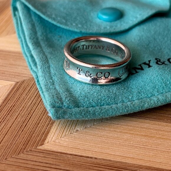 Early 2000's Tiffany & Co. Sterling Silver '1837 T & Co' Ring Size 6 - Picture 8 of 8